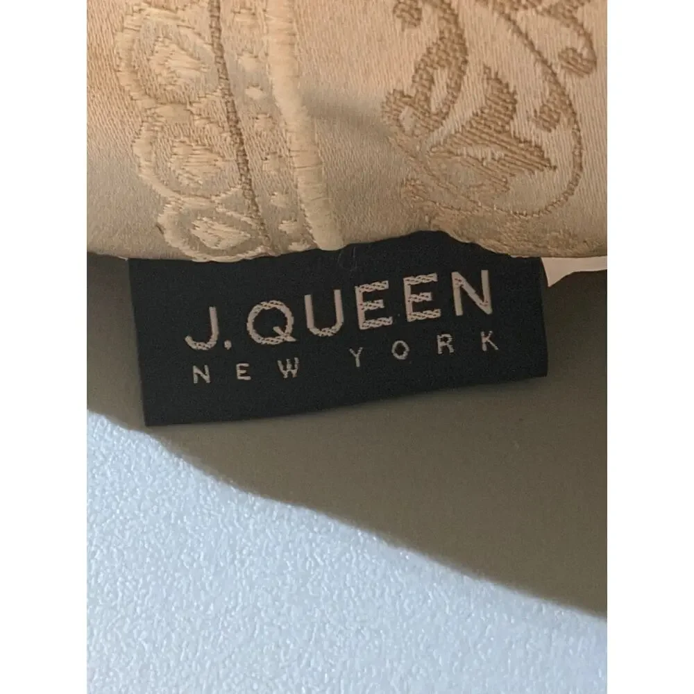 J Queen New York Luciana Queen Comforter 6-Piece Set Cream Gold Paisley Luxury